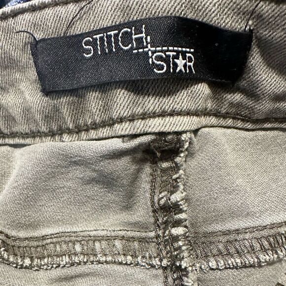 Stitch Star midrise short size 22 - Picture 3 of 4